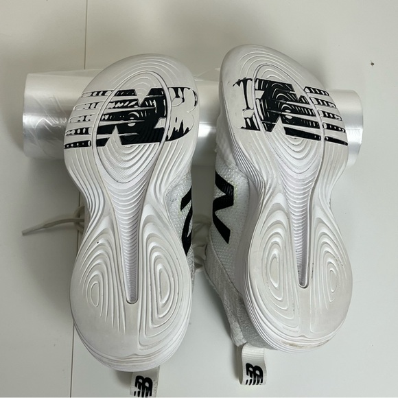 New Balance FuelCell VB-01 Women’s Volleyball Shoes - White/Black-size 7.5 - Picture 5 of 10